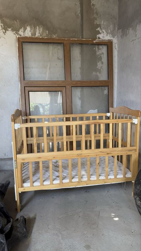 Кровать детская из дерева