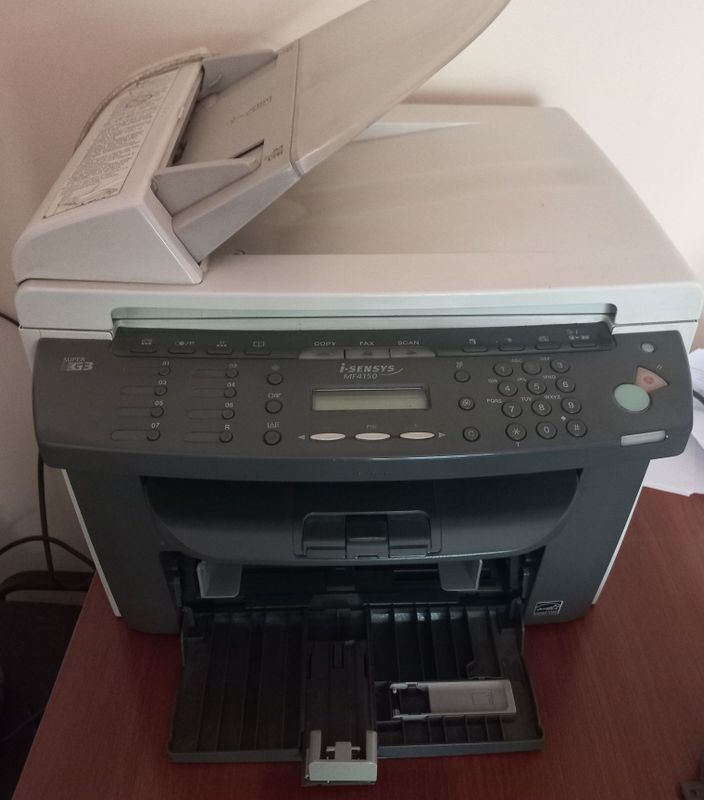 Продам принтер canon mf4150
