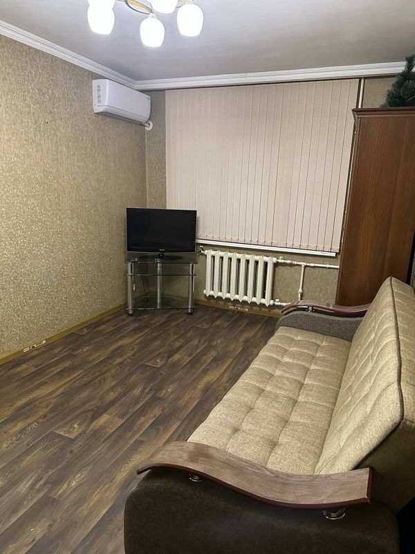 Максим горький Академгородок срочно сдам 1 комнатную евроквартиру Максим горький Академгородок срочно сдам 1 комнатную евроквартиру