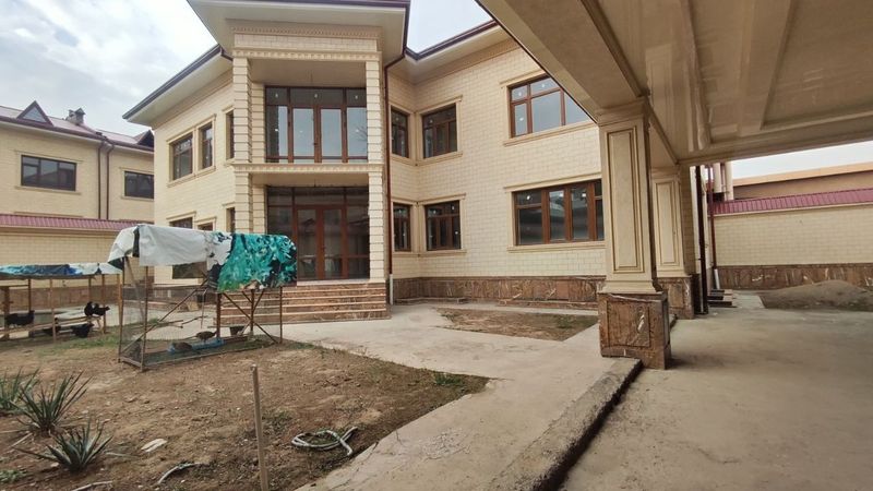 Продам Дом 7 соток, 7 комнат, ор-р: центр Луначарский