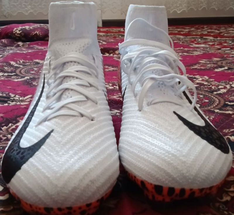 Butsi Nike Air zoomMercurial Superfly 9 Academiy Butsi Nike Air zoomMercurial Superfly 9 Academiy