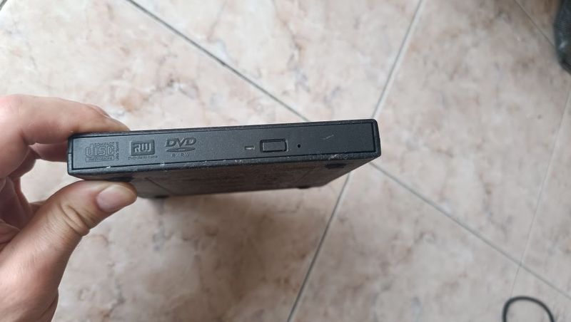 Пишуший CD RW DVD rom переносной USB Пишуший CD RW DVD rom переносной USB