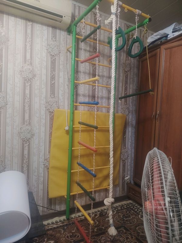 Продаётся шведская стенка Продаётся шведская стенка