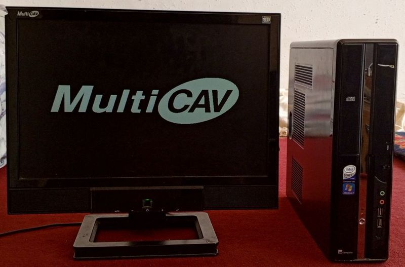 MSI kompyuter + MultiCAV monitor sotiladi MSI kompyuter + MultiCAV monitor sotiladi