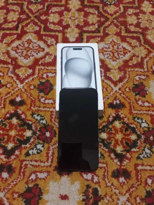 Iphone 15 128GB 100%Radnoy cmkoct 86