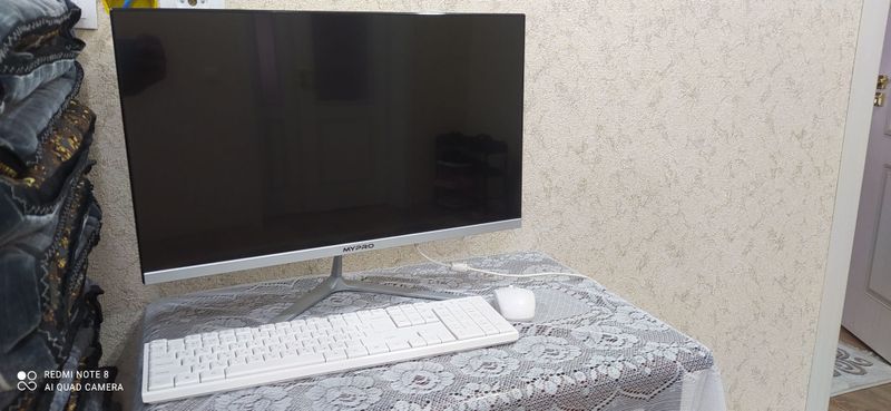Kompyuter Monoblock sotiladi Kompyuter Monoblock sotiladi