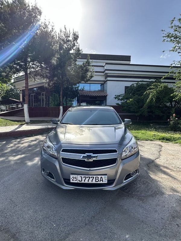 Malibu 1, 2-pozitsiya Malibu 1, 2-pozitsiya