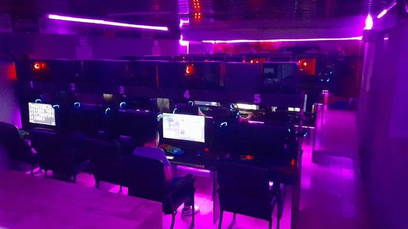 Tayyor biznes ishlap turgan Game Club sotiladi narxi 32000 Tayyor biznes ishlap turgan Game Club sotiladi narxi 32000