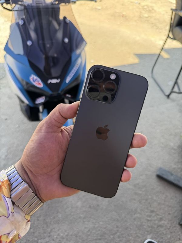 Iphone 16 Pro Max 256 gb 100% Yobrello
