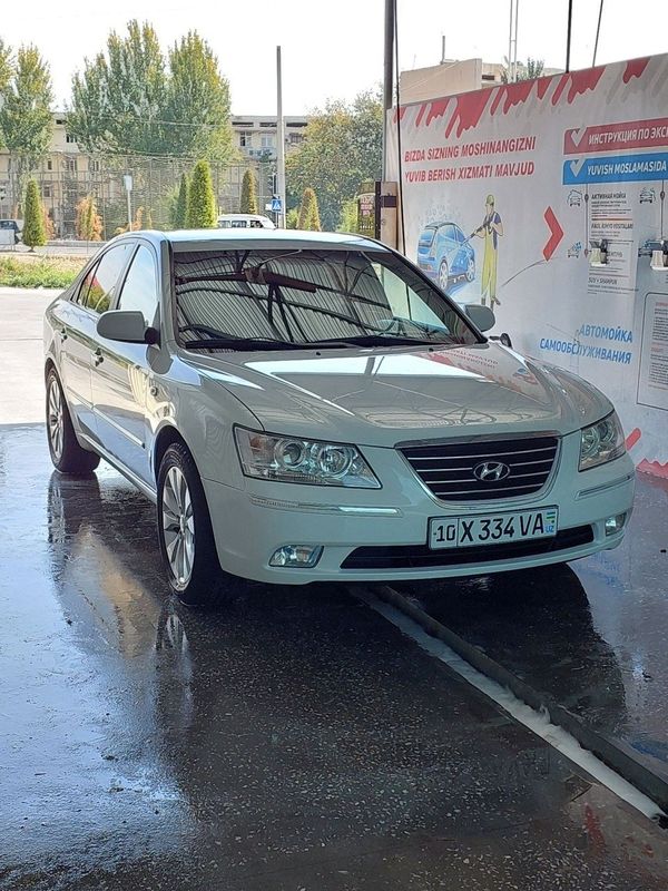 Hyundai Sonata sotiladi