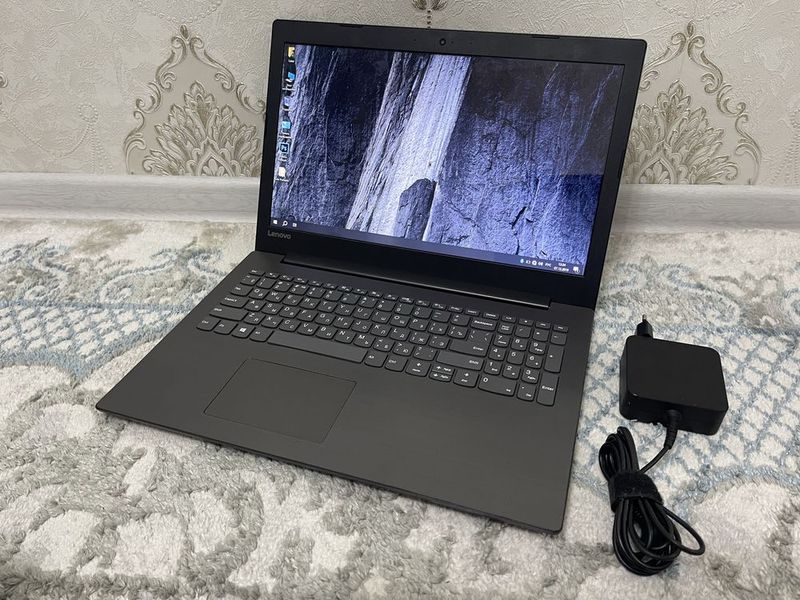 Продам ноутбук Lenovo Ideapad 330-15ikb