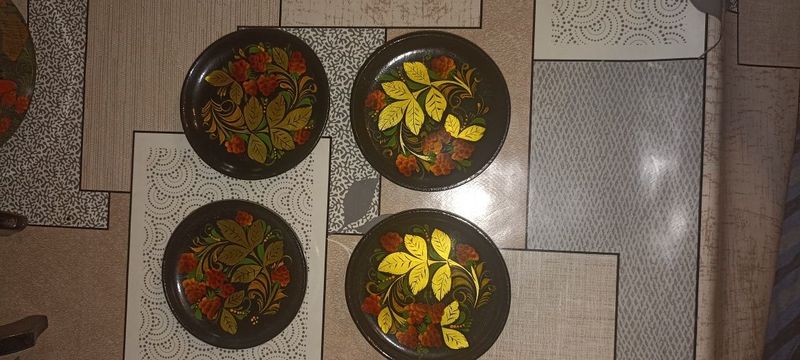 Продаю розетки Хохлома Продаю розетки Хохлома