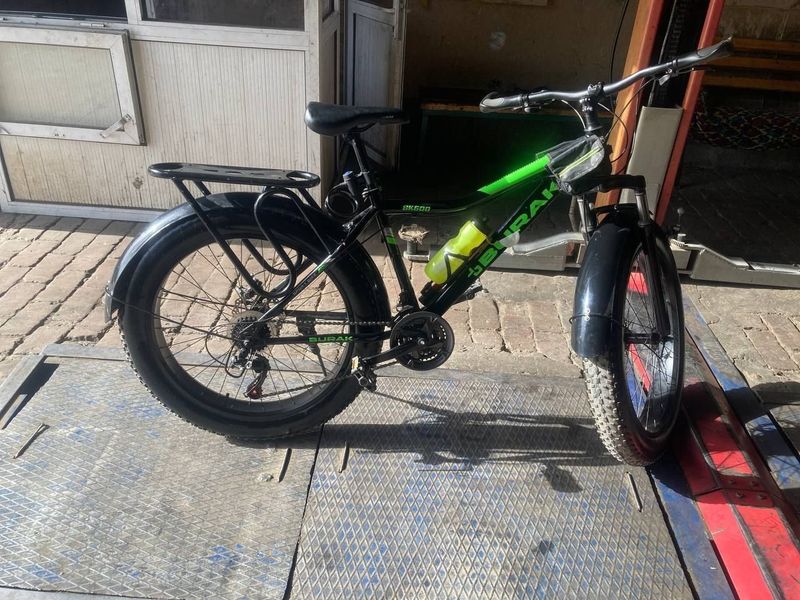 Velosiped sotiladi Velosiped sotiladi