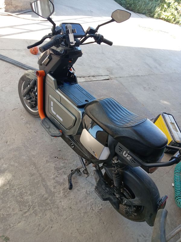 Skuter   U2 katta varianti