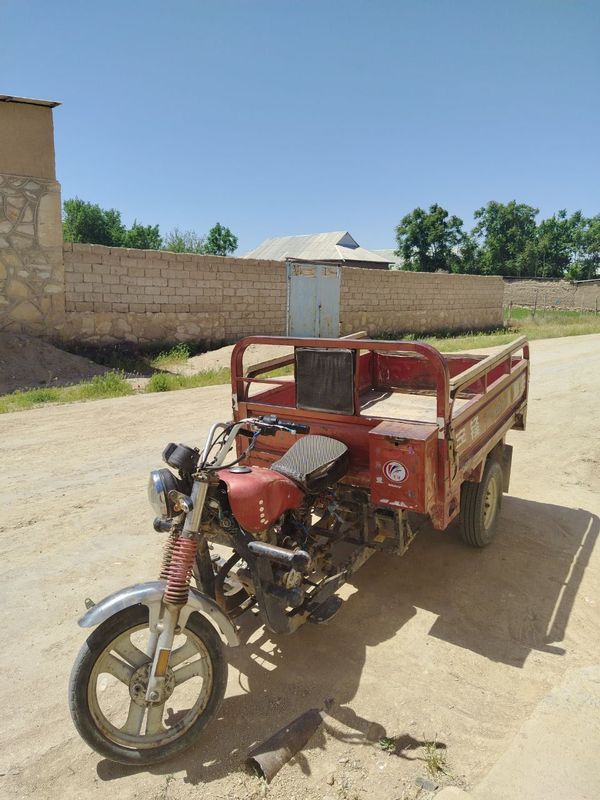 Mototsikl aybi yoq Mototsikl aybi yoq
