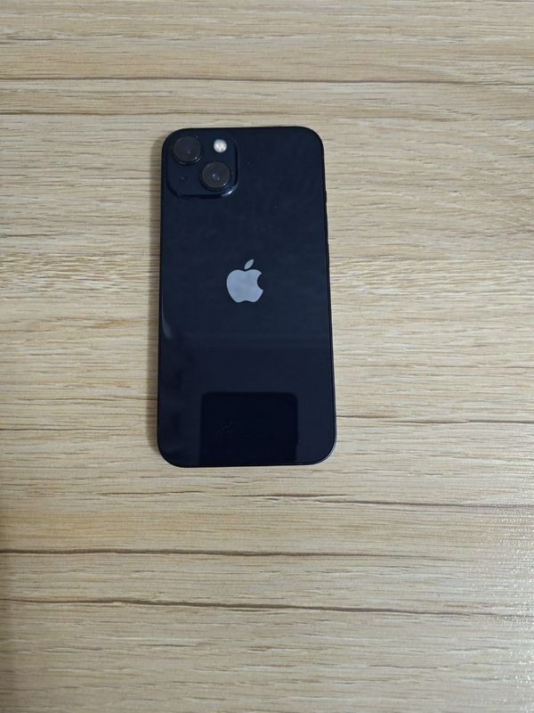Iphone 13 black 128 gb Iphone 13 black 128 gb