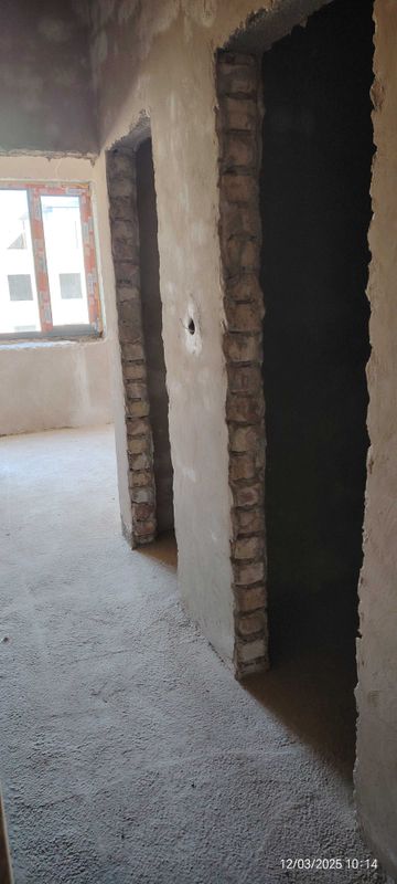 Арзонга 1 хонали 2 хона килса булади коробка уй 3-этаж