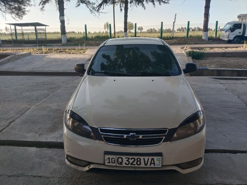 Lacetti Gentra Sotiladi Lacetti Gentra Sotiladi