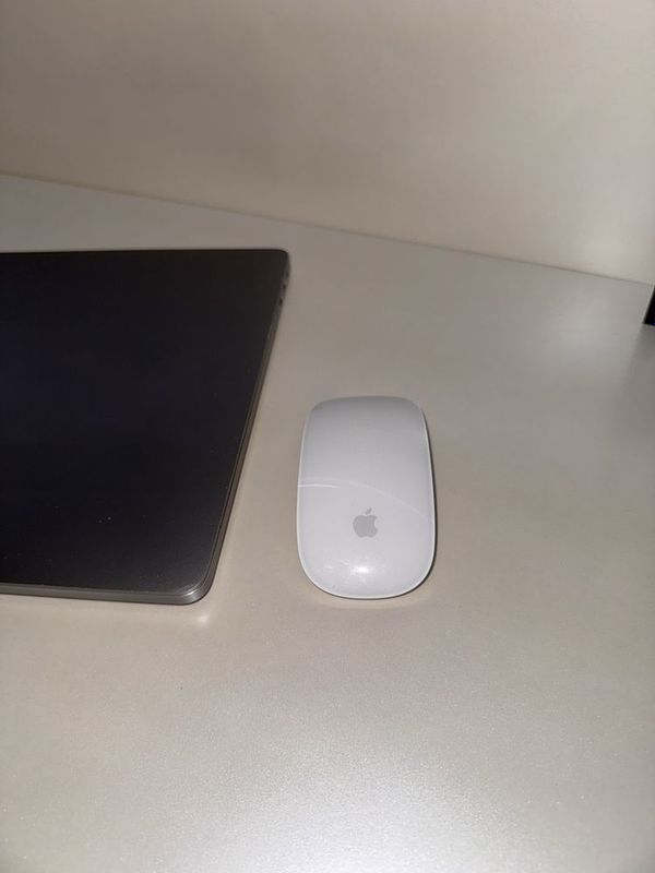 Продаю Apple Magic Mouse 3 (Lightning) – новая