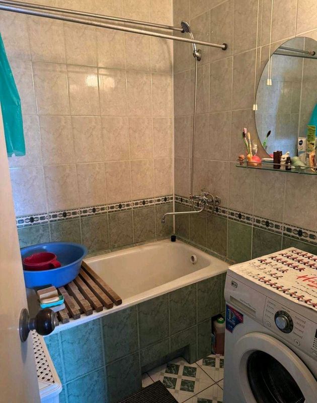 Продаю 3Х комнатную Чиланзар 18 квартал Продаю 3Х комнатную Чиланзар 18 квартал
