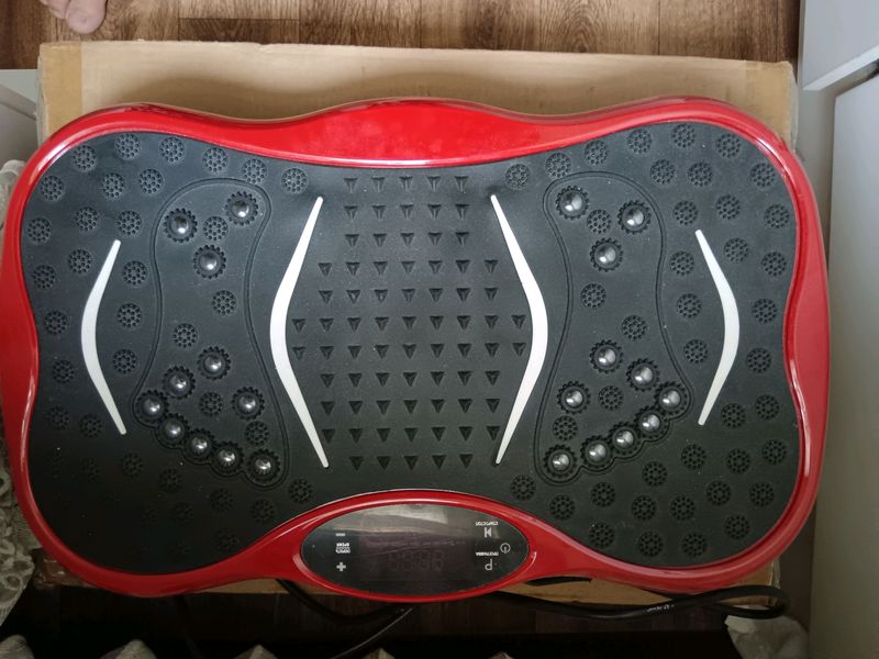 ozdiruvchi vibrator 130kg gacha kōtaradi yangi ozdiruvchi vibrator 130kg gacha kōtaradi yangi