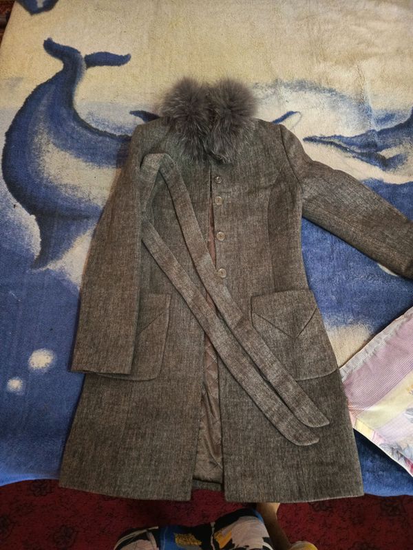 Turkiya asil moli. Jadem collection palto . 36 razmeri. Turkiya asil moli. Jadem collection palto . 36 razmeri.