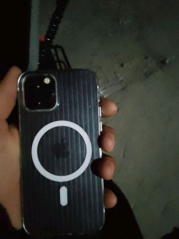 iPhone12 pro sotiladi iPhone12 pro sotiladi