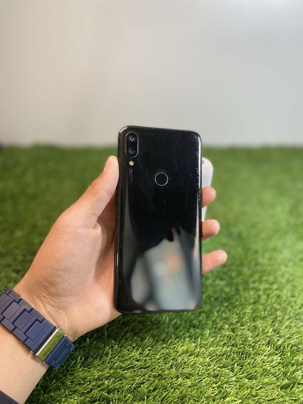 Redmi 7 Sotiladi