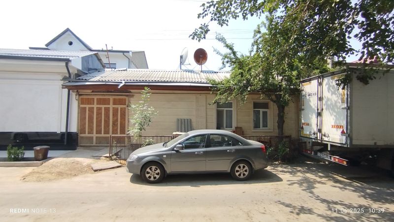 Дружба Комолон 3 сот 6 хона Дружба Комолон 3 сот 6 хона