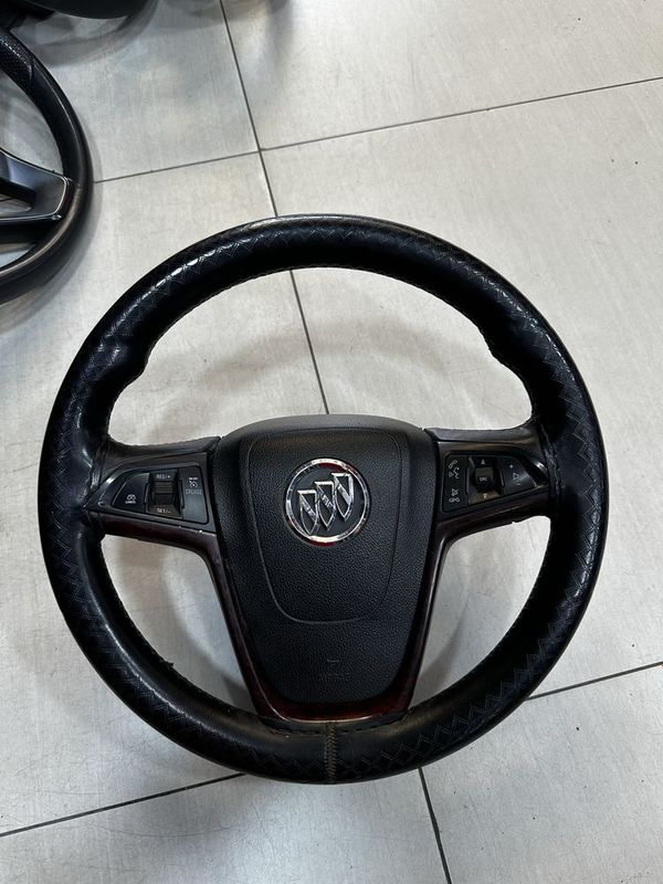 Malibu rul ideal holatda