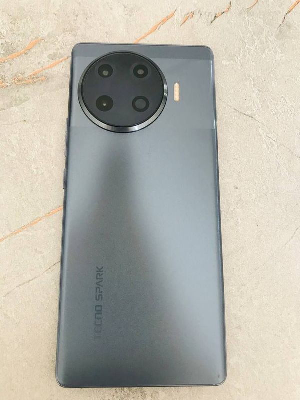 Techno Spark 20pro+Srochna Sotiladi Hotirasi 12/256 Kar dak bor Full Techno Spark 20pro+Srochna Sotiladi Hotirasi 12/256 Kar dak bor Full