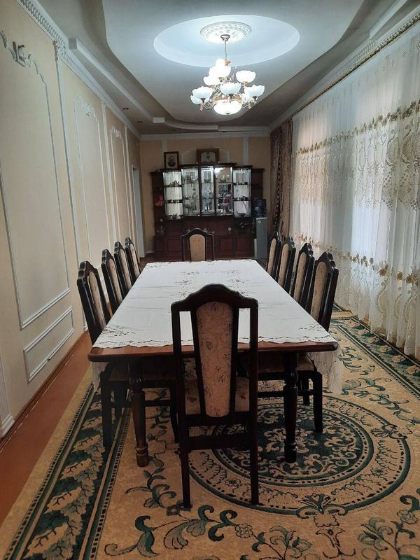 Продается 9 комнат, кирпичный дом в Яшнабаде всего за.. Продается 9 комнат, кирпичный дом в Яшнабаде всего за..