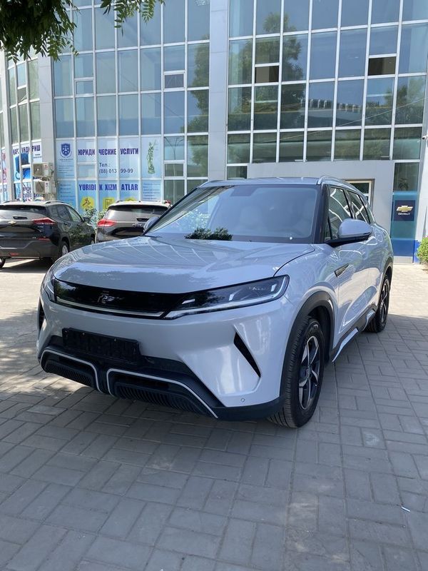 BYD YUAN UP 3 позиция BYD YUAN UP 3 позиция