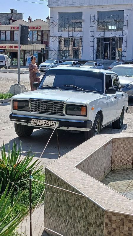 Ваз 2107 в хорошем состоянии Ваз 2107 в хорошем состоянии