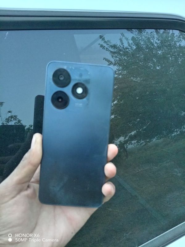 TECNO SPARK 20C holat idiyal