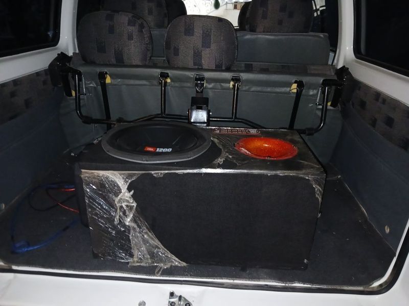 JBL 1200w + kenwood 500w usiletel JBL 1200w + kenwood 500w usiletel