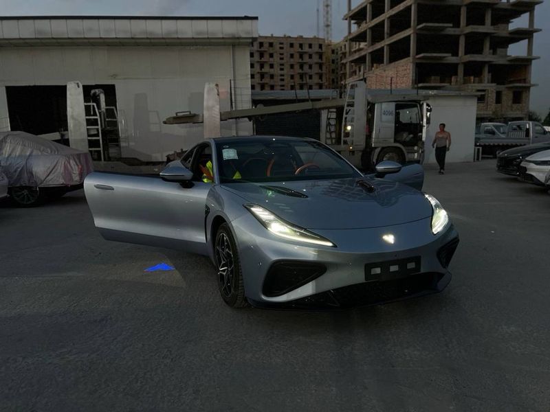 Neta gt 2023 спортивный автомобиль Neta gt 2023 спортивный автомобиль