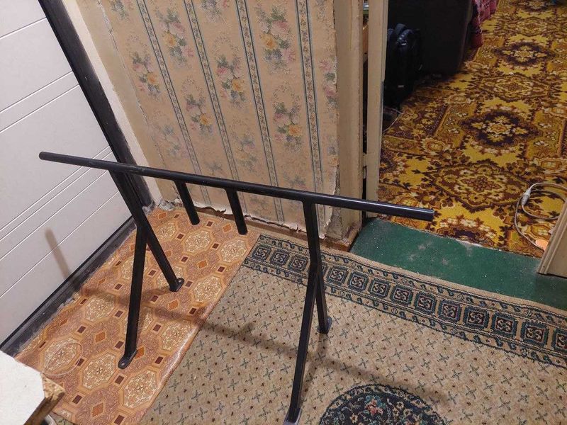 Продам настенный турник Продам настенный турник