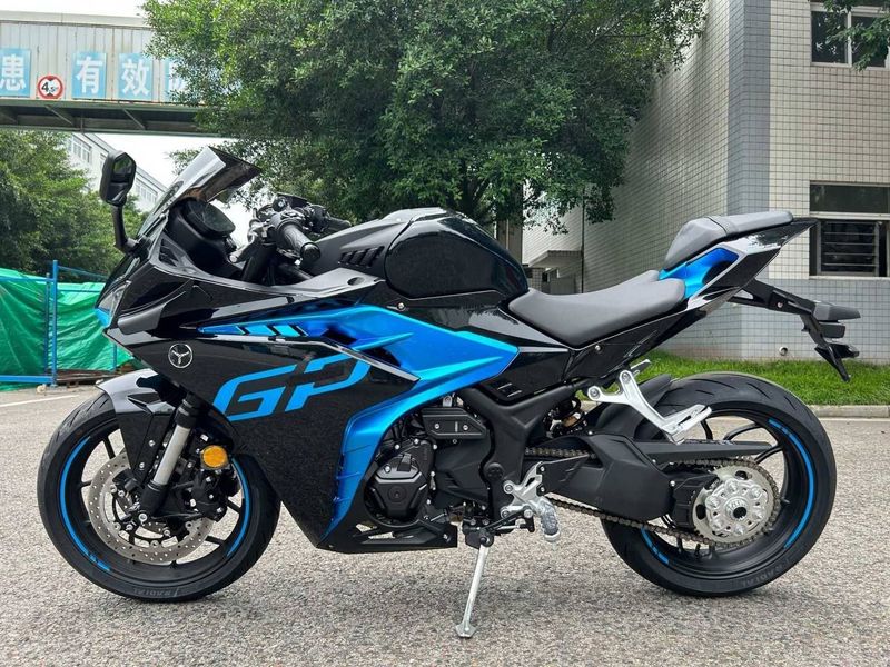 Vinto GP 525 куб йили 2023 юрган масофаси 2500 км Vinto GP 525 куб йили 2023 юрган масофаси 2500 км