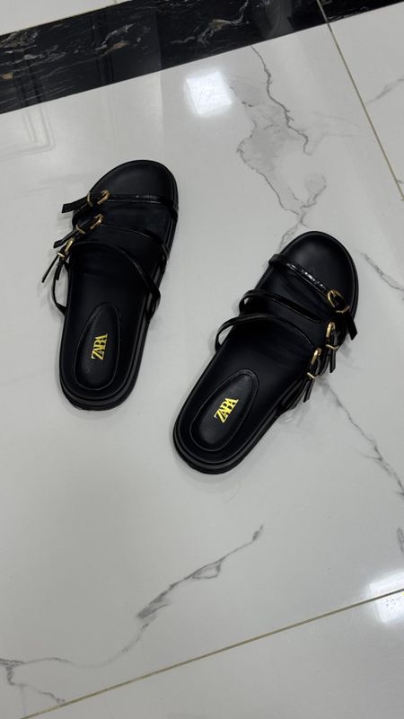 Тапочки Zara