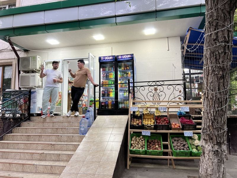 Magazin arendaga beriladi Magazin arendaga beriladi