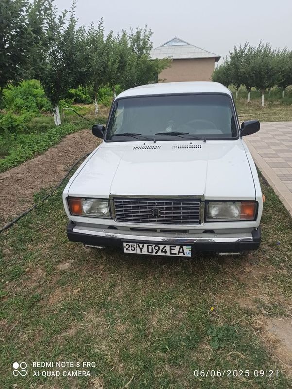 2107 injektor 06mator benzin gaz narxi 30mln kelishamiz 2107 injektor 06mator benzin gaz narxi 30mln kelishamiz