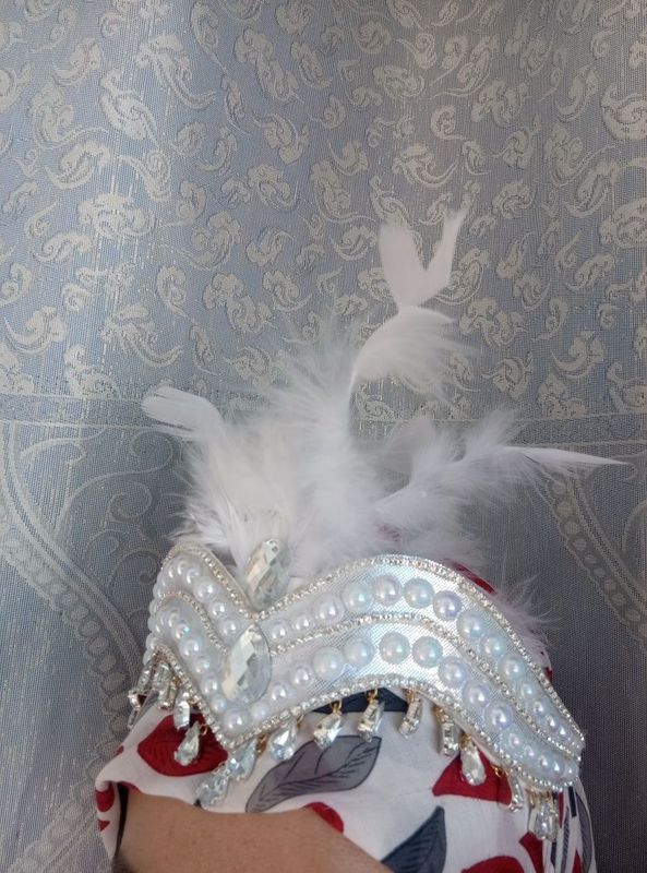 Diademalar qoʻl mehnati