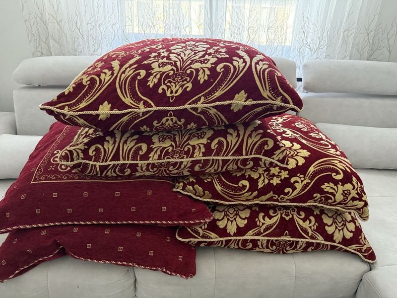 Мягкие подушки из натурального пера + чехол в подарок Мягкие подушки из натурального пера + чехол в подарок