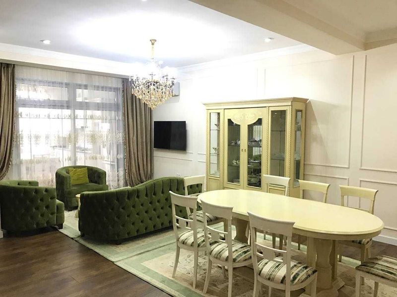 ПРОДАЁТСЯ 4 ком. квартира 156м2. ЕВРО ремонт. 4/2/3 (Green Apple) ПРОДАЁТСЯ 4 ком. квартира 156м2. ЕВРО ремонт. 4/2/3 (Green Apple)