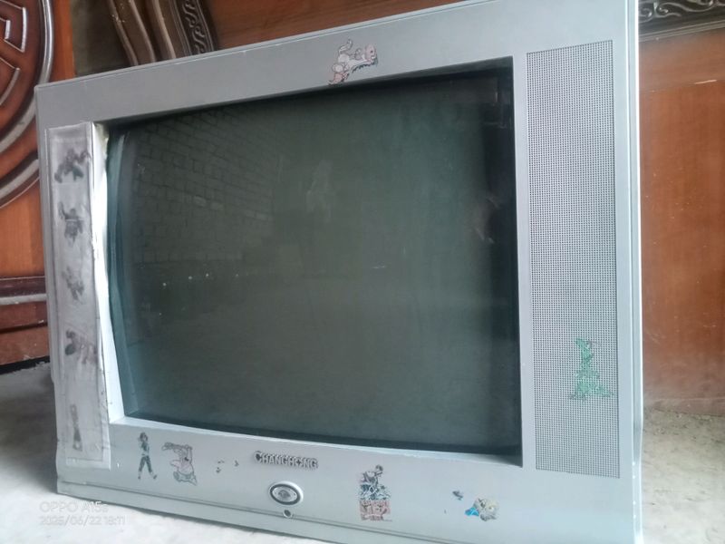 Chang Hong televizor 54 ekran
