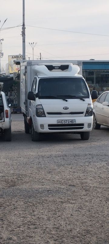 Kia bongo ref kanditsoner