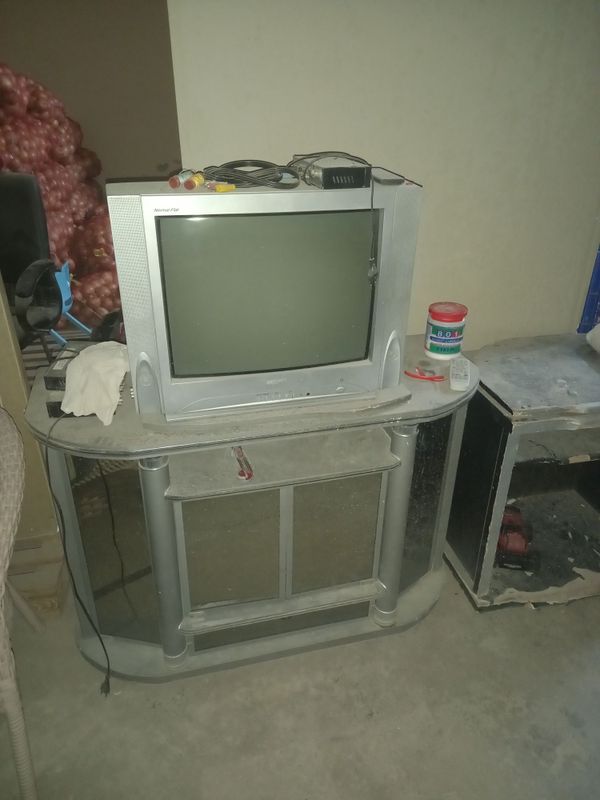 Televizor sotiladi pastafka bn