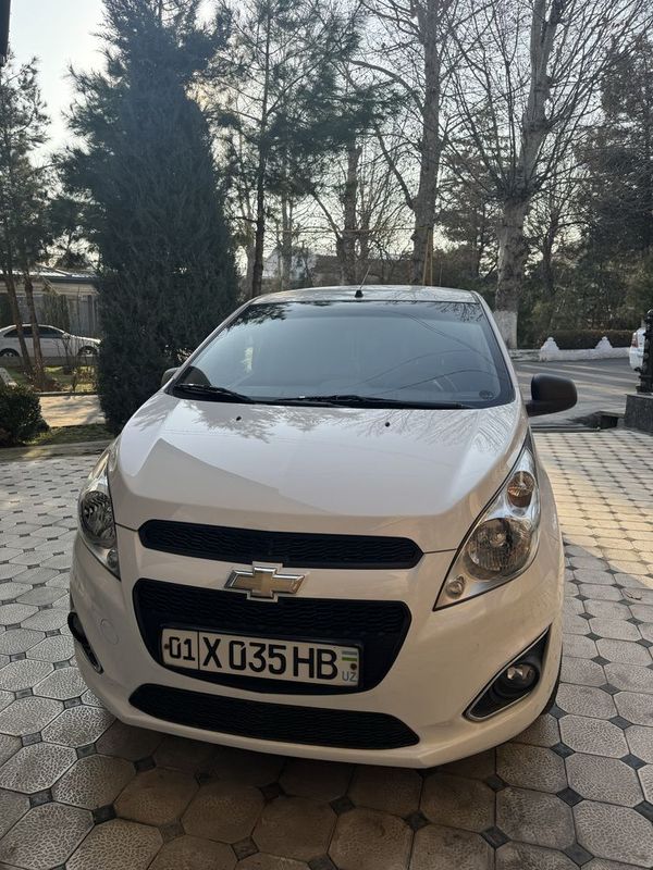 Spark chevrolet mexanika sotiladi. 2020 yil 98000 yurgan