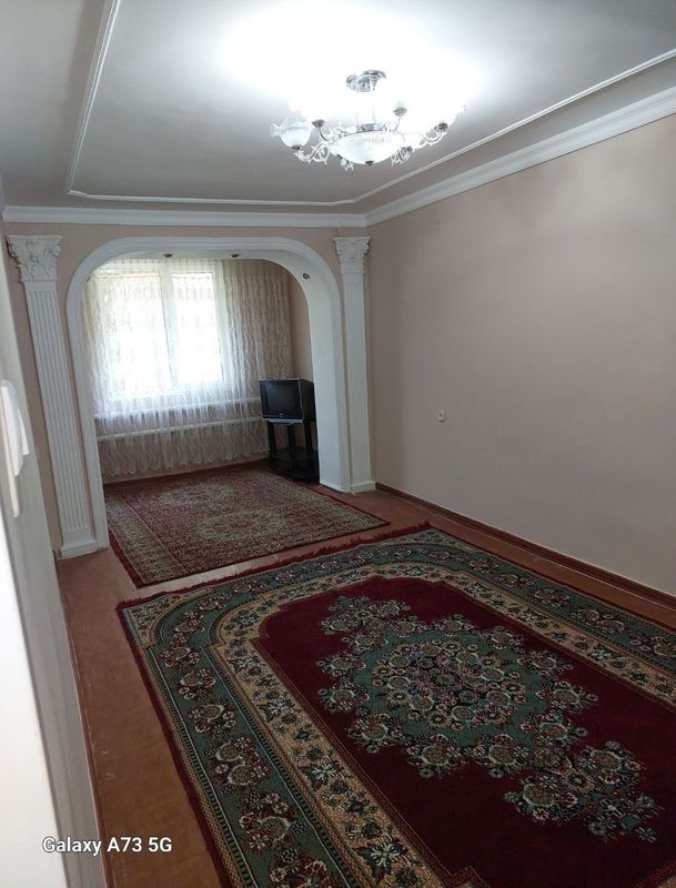 Ijaraga uy beriladi massiv feruza 3 xonali Ijaraga uy beriladi massiv feruza 3 xonali